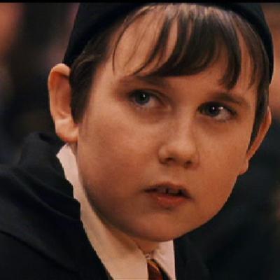 Δείτε πώς έγιινε ο Neville από το Χάρι Πότερ!