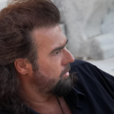 «Η επιτυχία του διαβόλου στην εποχή μας είναι ότι μας έπεισε πως δεν υπάρχει!»