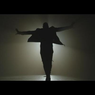 Το καινούριο βιντεο κλιπ του Usher για το She Came To Give It To You με την Nicki Minaj!