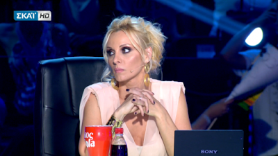 X Factor: Οργισμένο βλέμμα της Πέγκυς Ζήνα στον Θοδωρή Μαραντίνη την ώρα της ψηφοφορίας - Της έδιωξαν τον παίκτη