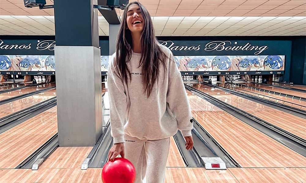 Άννα Πρέλιεβιτς: Δείτε το… strike της στο bowling!