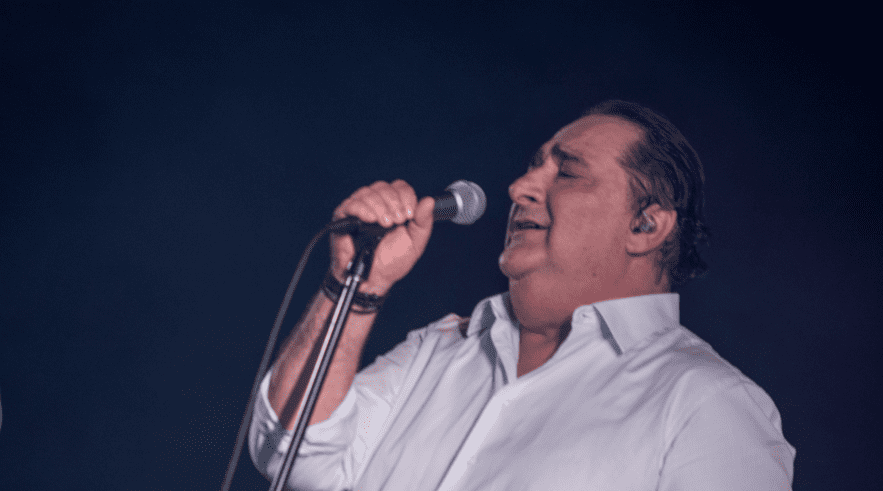 Βασίλης Καρράς: Πέθανε ο σπουδαίος τραγουδιστής στα 70 του χρόνια