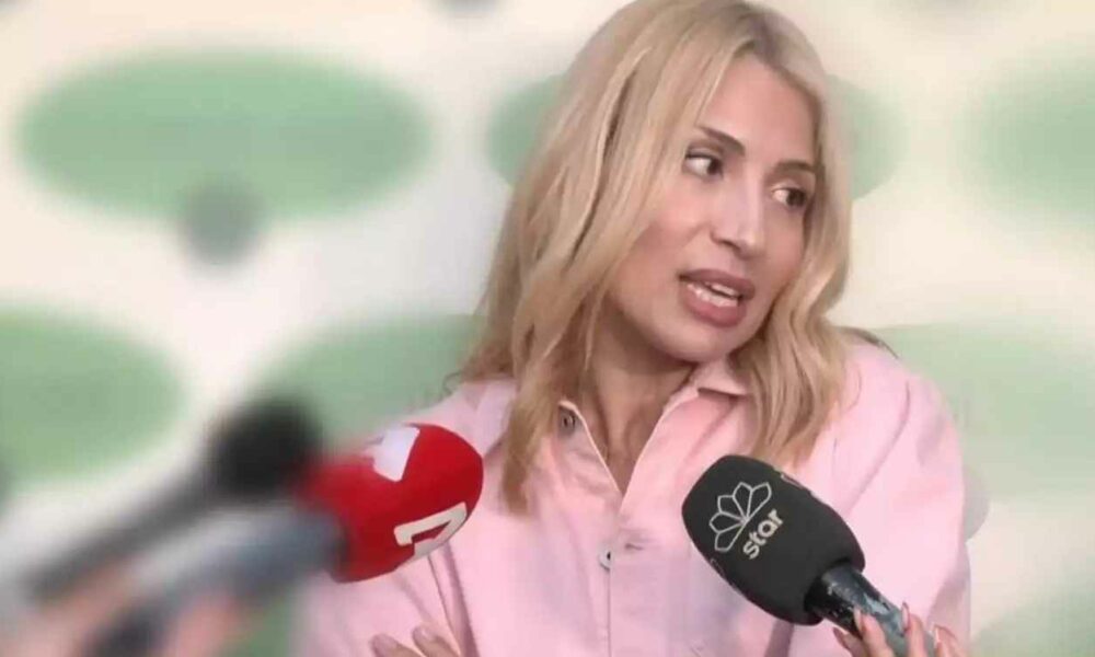 Μαρία Ηλιάκη: Η αντίδραση σε ερώτηση για τον Νίκο Μουτσινά – «Δεν είναι ωραίο τώρα αυτό»