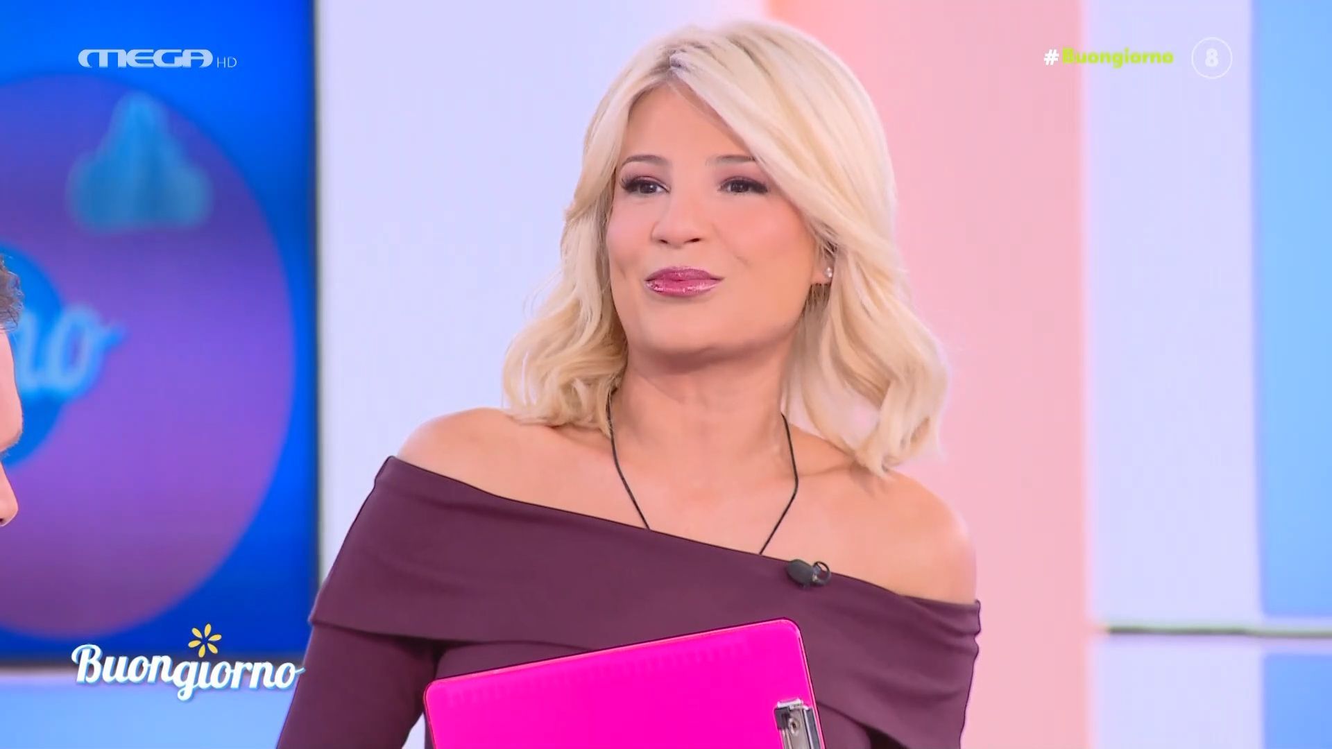 Φ. Σκορδά: «Χθες προσπαθούσα να κάνω κοτόπουλο και κατέληξα πως είμαι πολύ καλή στο στήσιμο του τραπεζιού»