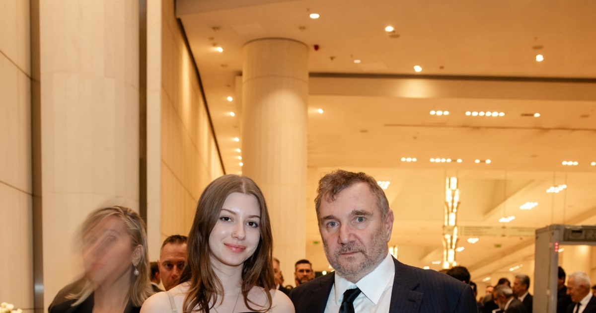 Παύλος Βαρδινογιάννης: Σπάνια δημόσια εμφάνιση με την 16χρονη κόρη του, που απέκτησε με την Τζίνα Αλιμόνου