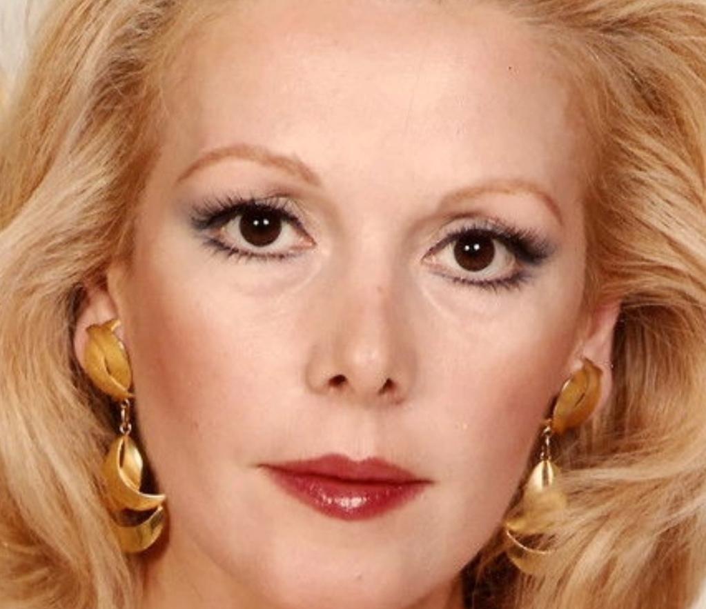 Τόνια  Καζιάνη